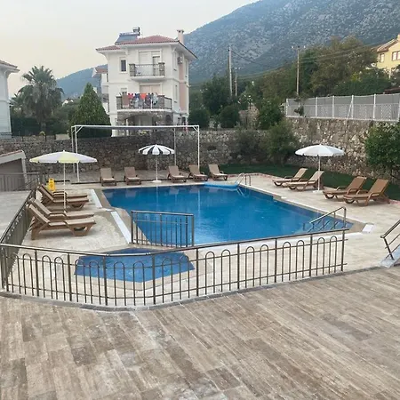 Bella Rose Hotel