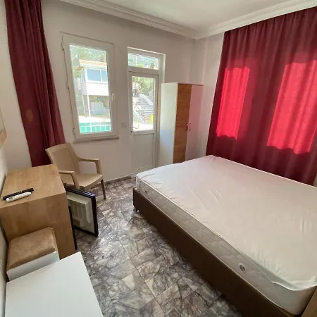 Bella Rose Hotel